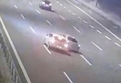 Takla atan otomobilden fırladı; 5 yaralı