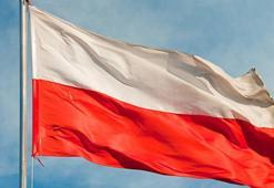 Polonya'da cumhurbaşkanı seçimini yüzde 50,9 ile Nawrocki kazandı