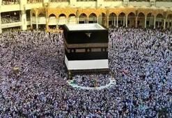 Suudi Arabistan'da 75 binden fazla hacı adayı geri gönderildi