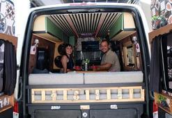 İşlerinden istifa edip, karavan hayatına geçen çift, Türkiye'yi geziyor