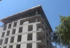 İnşaatın 5’inci katından düşen işçi ağır yaralandı