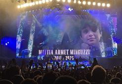 Gun's N' Roses, İstanbul konserinde Mattia Ahmet Minguzzi'ye şarkı hediye etti