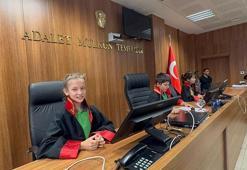 İlkokul öğrencileri adliyeyi ziyaret etti, duruşma canlandırdı