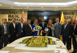 CHP heyetinden, MKE Ankaragücü'ne ziyaret