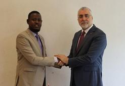 Bakan Işıkhan, Somali Çalışma ve Sosyal İşler Bakanı Adan ile görüştü