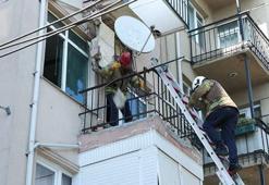 Kadıköy’de 5 katlı binanın 4’üncü katının balkonu çöktü