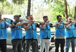 Tüf tüflü ‘kurban yakalama timi’ kaçan kurbanlıklara geçit vermeyecek