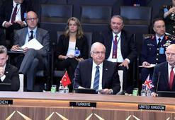 Bakan Güler, Brüksel'de 'Savunma ve Caydırıcılık Konulu' birinci oturuma katıldı