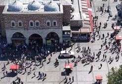 Eminönü’nde bayram alışverişi yoğunluğu