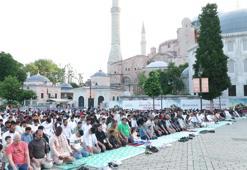 Ayasofya’da bayram namazını kıldılar