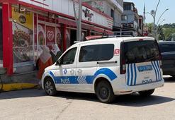 Kıyma makinesine elini kaptıran market çalışanı yaralandı