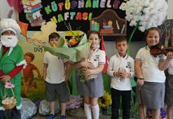 Minikler, kendi şiir kitabını çıkardı