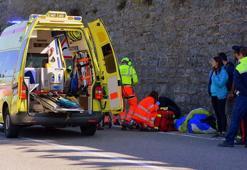 Almanya'da araç yayalara çarptı: 5 yaralı