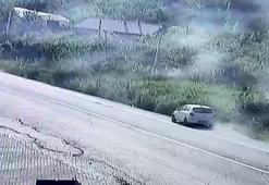 Fındık bahçesine devrilen otomobilin sürücüsü yaralandı; kaza kamerada