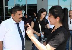 Yolcu gibi otobüse binen komiser, telefonla konuşan şoföre ceza kesti