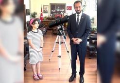 Uzay mühendisi olmak isteyen İlkim'e belediye başkanından teleskop hediyesi
