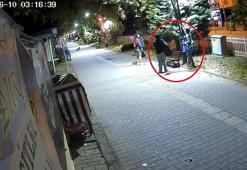 Aydınlatma direklerindeki LED ışıkları söküp, 300 bin TL'lik zarar verdi: o anlar kamerada