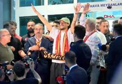 Leroy Sane, Galatasaray için İstanbul'a geldi