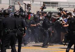 Los Angeles'ta görevlendirilen Ulusal Muhafızlar bazı sivilleri gözaltına aldı