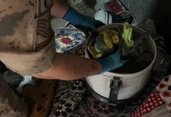 Operasyonda, elektrikli süpürgeden silah çıktı