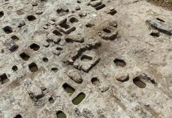 2 bin 300 yıllık kaya mezarların içinden çıkan 26 tarihi eser, ilk kez sergiye çıkarıldı