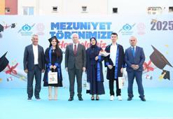 Vali Gül, Sultangazi’deki mezuniyet törenine katıldı