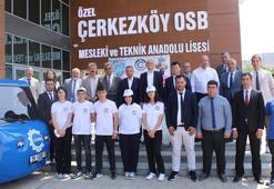 Tekirdağ'da lise öğrencileri, yerli imkanlarla elektrikli kamyonet üretti