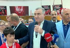 Bakan Bak, DSIGO Cimnastik Avrupa Şampiyonası'nın ödül törenine katıldı