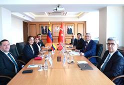 Bakan Bolat, Venezuela Ticaret Bakanı Calderon ve Turizm Bakanı Hernández ile bir araya geldi