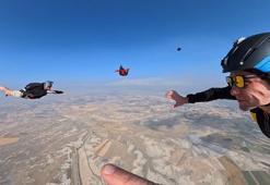 Paraşüt ve model uçak tutkunları Eskişehir'de buluştu