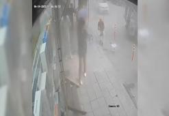 Malatya'da iş makinesi yüklü TIR'ın lastiğinin patlaması kamerada