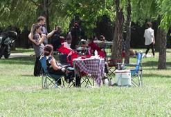 Pazar günü sıcak havayı fırsat bilenler Maltepe Sahili'ne akın etti