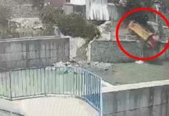 Oto yıkamacıya getirilen kamyon, dereye düştü; o anlar kamerada