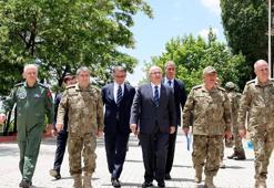 Bakan Güler ve TSK komuta kademesi İran sınırında