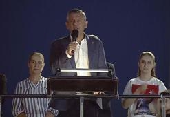 Özgür Özel Avcılar'da konuştu