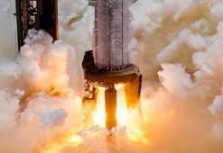 ‘Starship’ roketi, deneme uçuşu öncesinde patladı