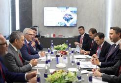 Enerji ve Tabii Kaynaklar Bakanı Alparslan Bayraktar, Rusya'da