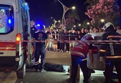 Cipin çöp atmaya çıkan kadına çarptığı kaza kamerada