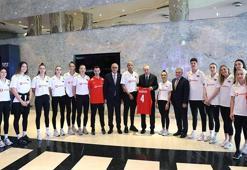 Cumhurbaşkanı Erdoğan Filenin Sultanları'nı kabul etti