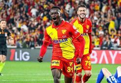 Göztepe'de Dennis transferde Anderlecht'in radarında