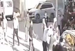 Nusaybin'de silah ve sopalı kavga kamerada; 3 yaralı