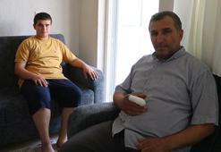 'Eğlence olsun' diye evin ikinci katına torpil attılar; baba ve oğlu yaralandı