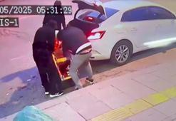 Başakşehir'de girdikleri iş yerinde açamadıkları kasayı taşıyarak çaldılar