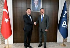 Ağıralioğlu ve Babacan, Anahtar Parti'de bir araya geldi