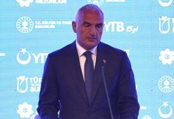 Bakan Ersoy, uluslararası öğrencilerin mezuniyet törenine katıldı