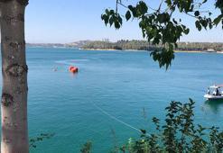 Adana'da göle düşen yangın söndürme uçağının enkazı çıkarıldı