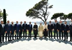 Emine Erdoğan, TÜGVA Yönetim Kurulu ile bir araya geldi