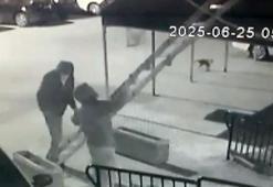 Balkonuna seyyar merdiven dayadıkları daireden altın ve döviz çaldılar