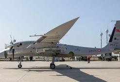 Mini seyir füzesi havadaki hedefi tam isabetle vurdu