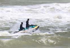 Sarıyer Kısırkaya Plajı'nda denize giren 2 kişi kayboldu